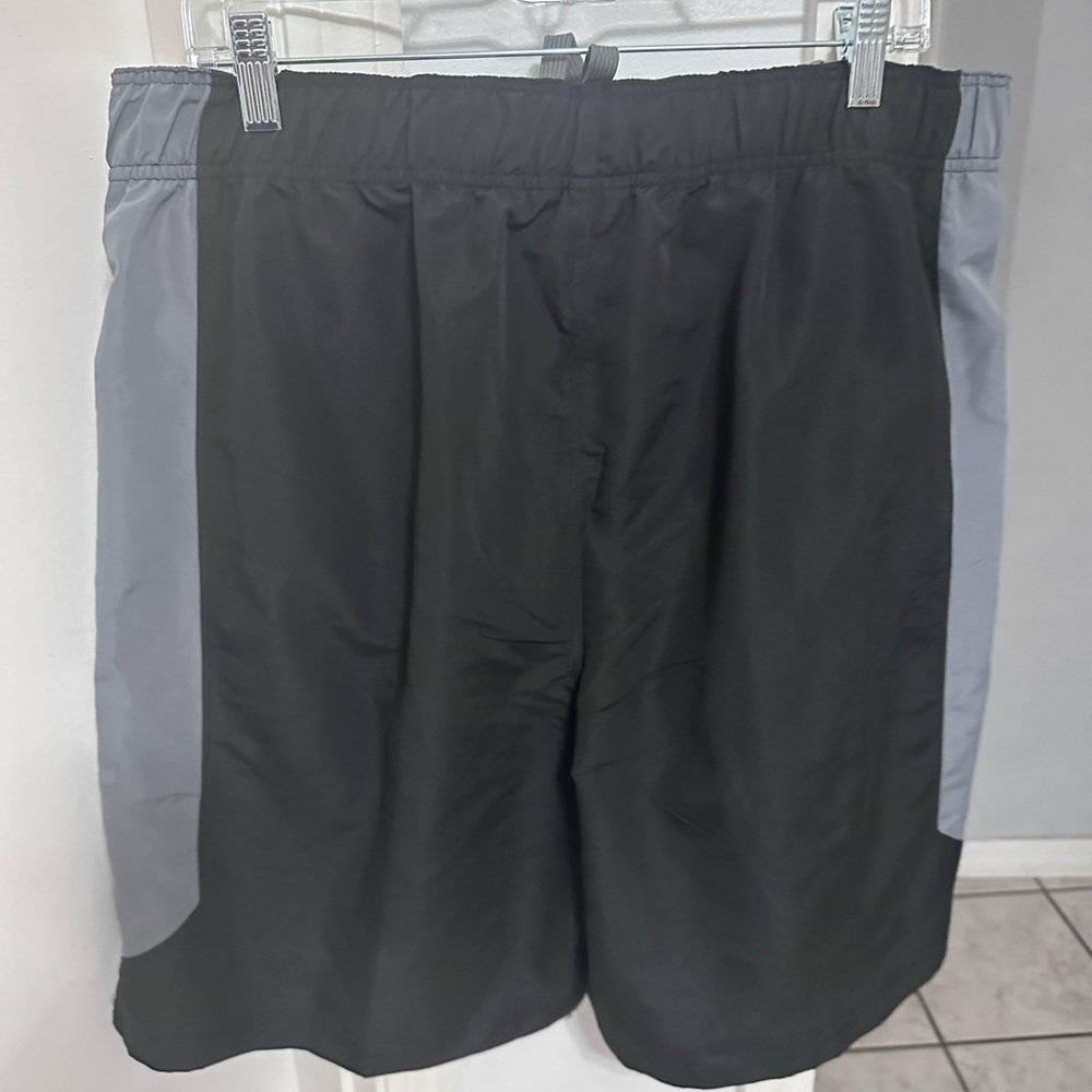 UM Swim Trunks - Picture 3 of 4